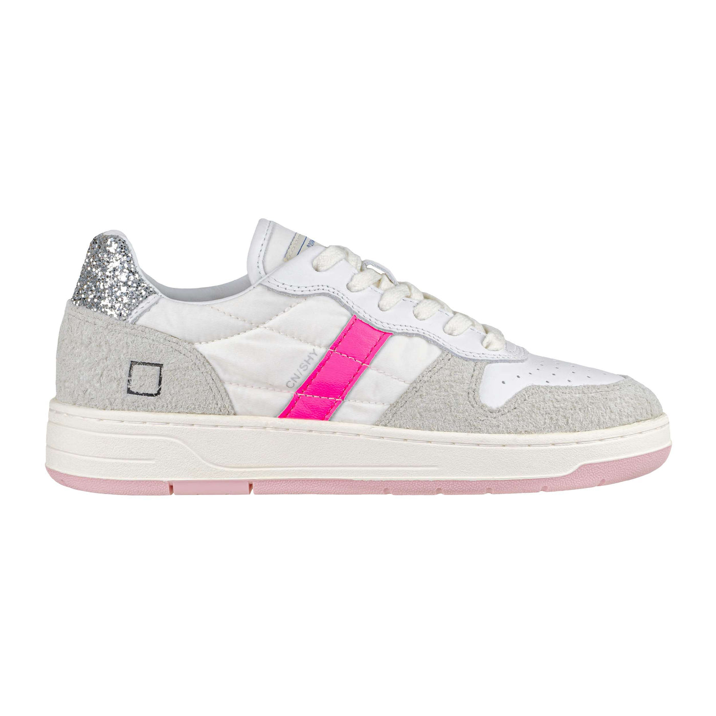 D.A.T.E. COURT SHINY WHITE-FUXIA